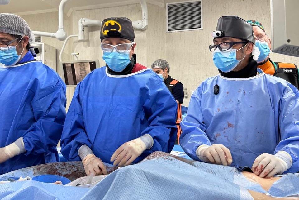 Dr. Jeison Peñuela y Dr. Manuel Espíndola